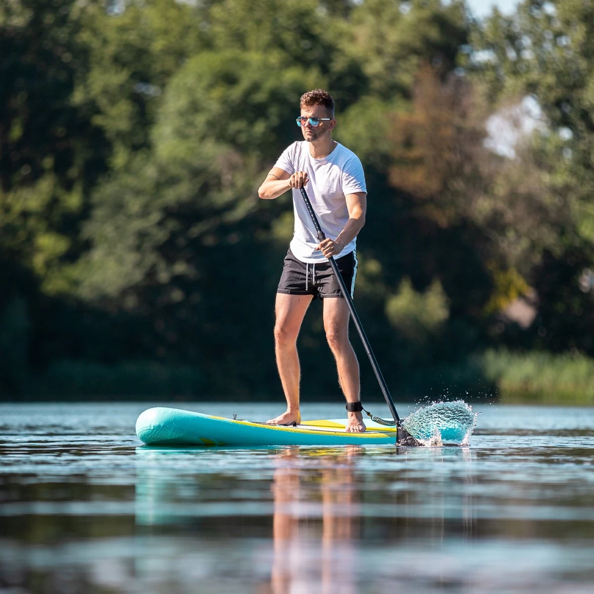 BluMill Opblaasbaar SUP Board - Stand Up Paddle Board - Verstelbare Peddel - Complete Set - Inclusief Pomp - Inclusief Enkelkoord - 300 Cm 8 BluMill Opblaasbaar SUP Board - Stand Up Paddle Board - Verstelbare Peddel - Complete Set - Inclusief Pomp - Inclusief Enkelkoord - 300 Cm - Afbeelding 7