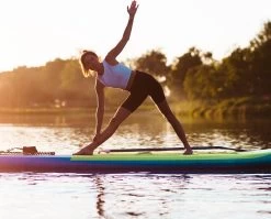 BluMill Opblaasbaar SUP Board - Stand Up Paddle Board - Verstelbare Peddel - Complete Set - Inclusief Pomp - Inclusief Enkelkoord - 300 Cm 17 BluMill Opblaasbaar SUP Board - Stand Up Paddle Board - Verstelbare Peddel - Complete Set - Inclusief Pomp - Inclusief Enkelkoord - 300 Cm -Speedo Winkel 1200x967